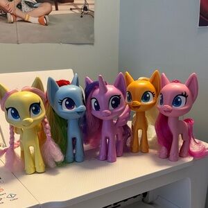 5 My Little Pony Pony Life big brushables